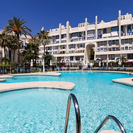 Apartment Luxury Duplex 106 Close To The Marbella