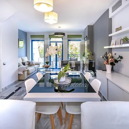 Luxury Duplex 106 Close To The * マルベーリャ