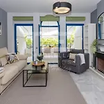 Luxury Duplex 106 Close To The *