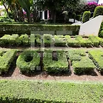 Luxury Duplex 106 Close To The