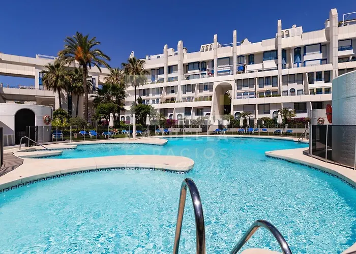 Apartment Luxury Duplex 106 Close To The Marbella