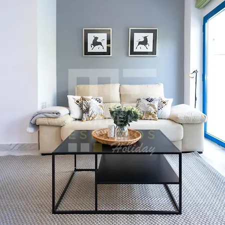 Luxury Duplex 106 Close To The شقة ماربيا